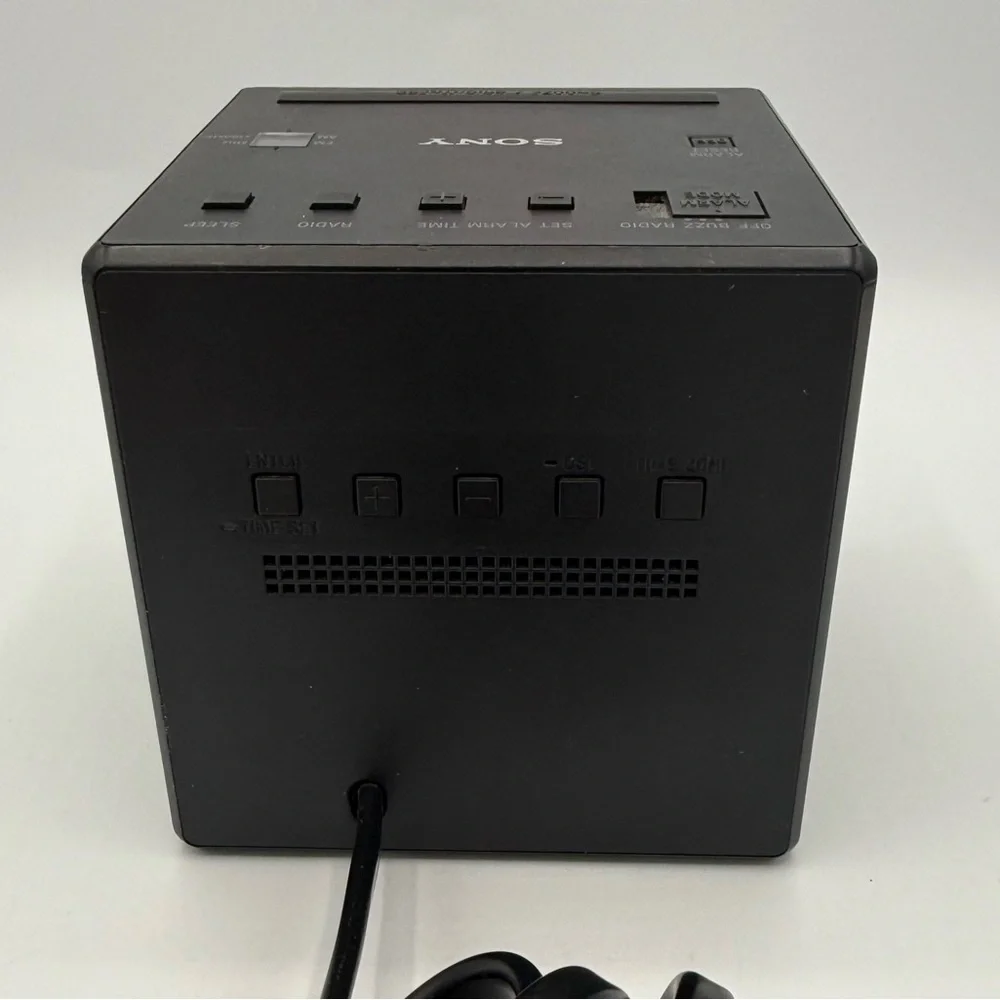 Sony ICF-C1 Square Cube Alarm Clock Radio in Black‎ Tested & Works